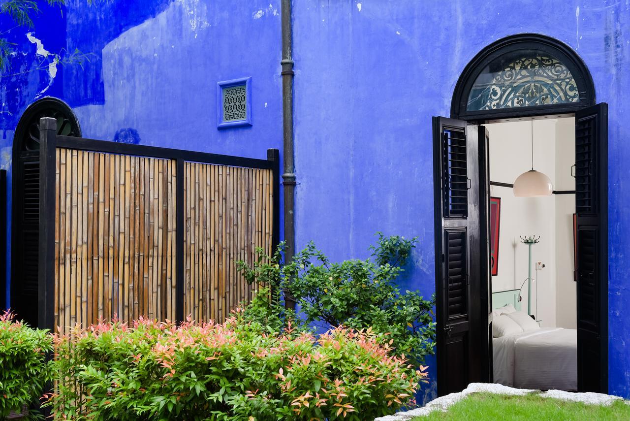 Hotel Cheong Fatt Tze - The Blue Mansion George Town Exterior foto