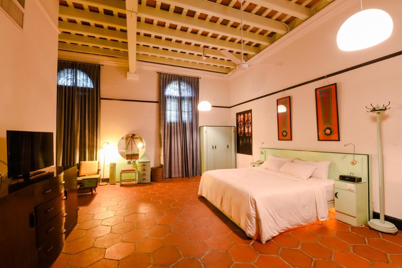 Hotel Cheong Fatt Tze - The Blue Mansion George Town Exterior foto